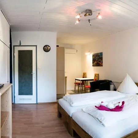 Apartment-eg-08 *